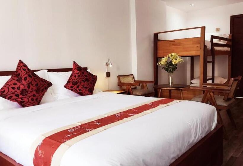 اتاق استاندارد چهار تخته, Sok Hotel And Coffee Siem Reap