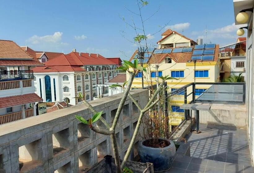 Suite with Terrace, Sok Hotel And Coffee Siem Reap