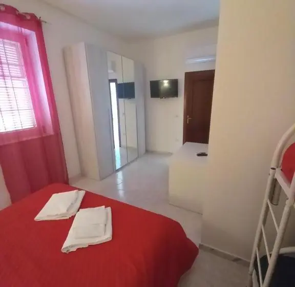 ４ベッドルームクラシックタイプ, B&b Il Tulipano Beach Formia
