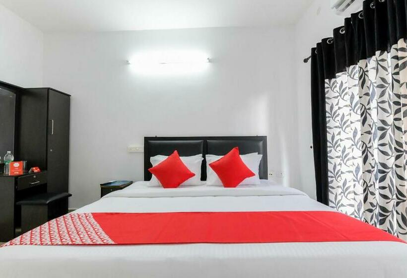 三人经典房间, Collection O 30456 Amare Holidays