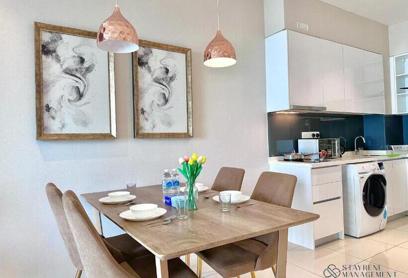 דירה בת חדר שינה 1 עם מרפסת, The Elysia Suites