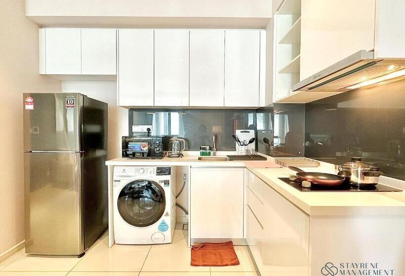 Standard Studio King Bed, The Elysia Suites