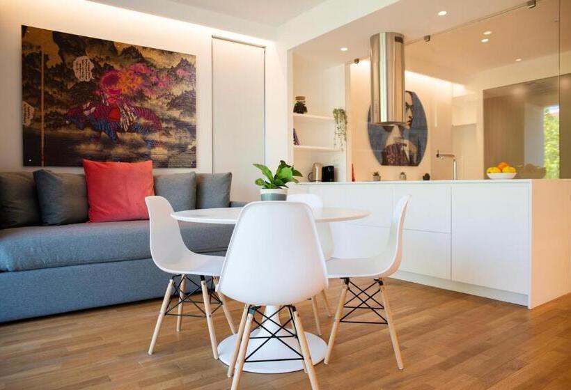 סוויטה דלוקס, Marina Gardens Boutique&suites