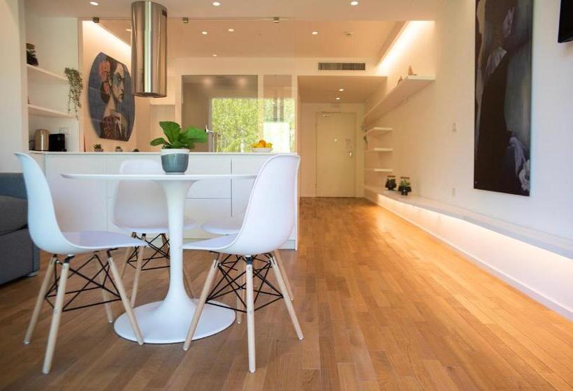 סוויטה דלוקס, Marina Gardens Boutique&suites