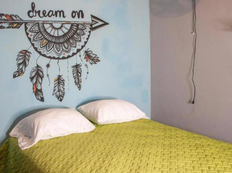 اتاق اکونومی, Hostal Casa Luna