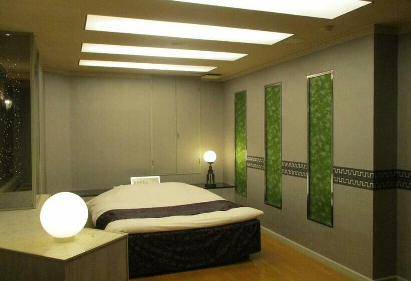 Habitació Economy, ホテルハンズ