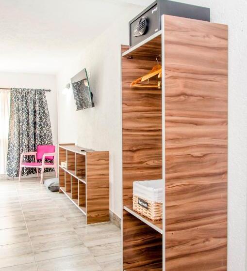 Номер Стандарт Трехместный, La Reina