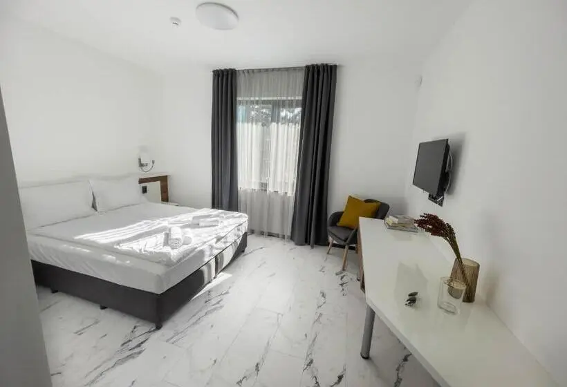 Habitació Estàndard, Rubo