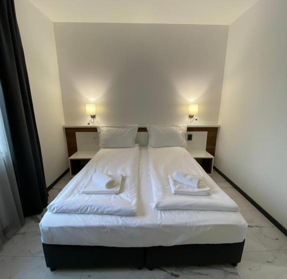 חדר סטנדרט, Rubo