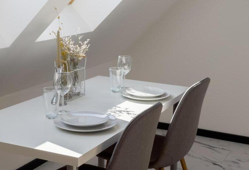 דירת חדר, Rubo