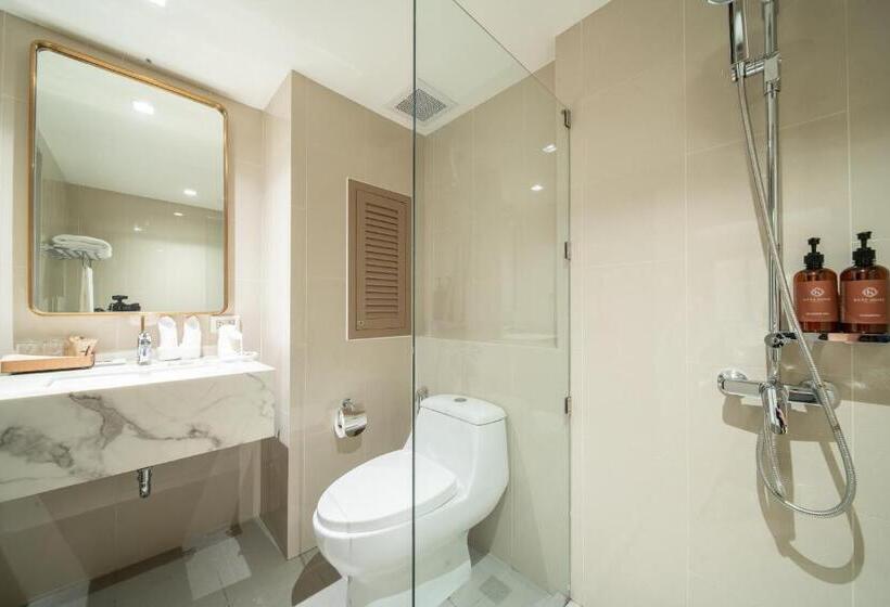 Standard Room Pool View