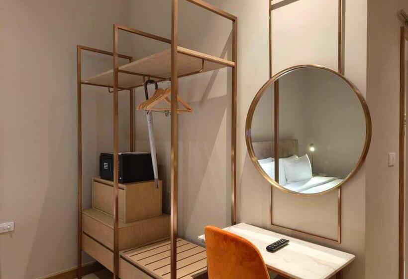 Standard Room King Size Bed