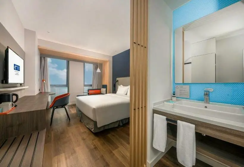 キングサイズベッドのスタンダードルーム, Holiday Inn Express Meishan Dongpo, An Ihg