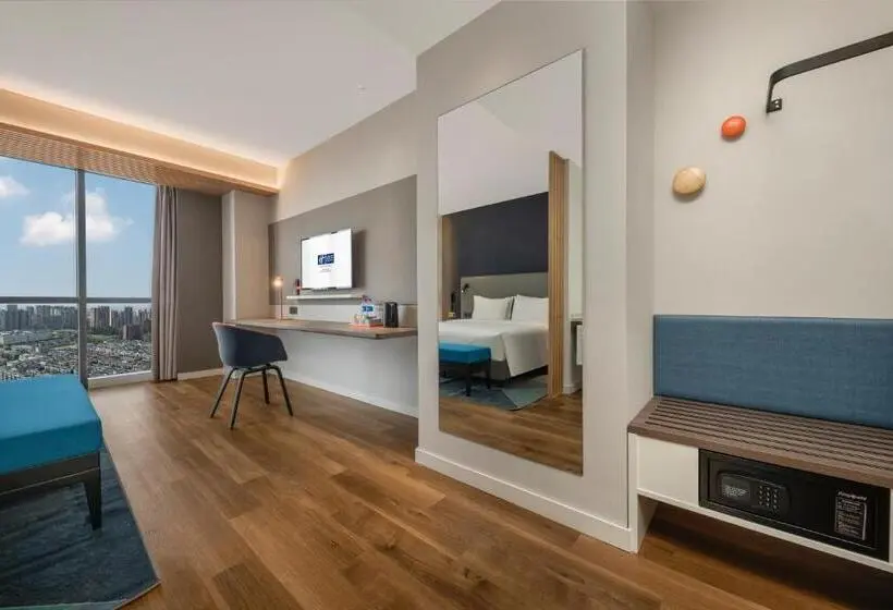 キングサイズベッドのスタンダードルーム, Holiday Inn Express Meishan Dongpo, An Ihg
