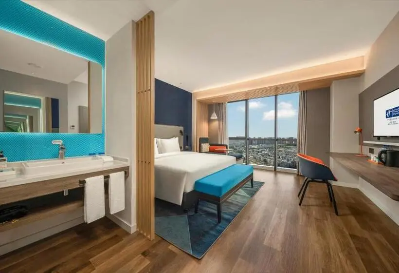 キングサイズベッドのスタンダードルーム, Holiday Inn Express Meishan Dongpo, An Ihg