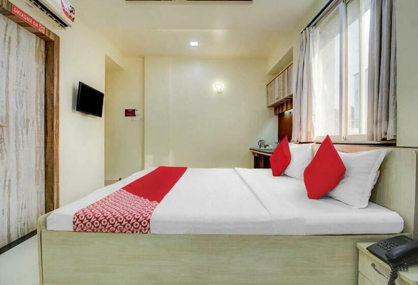 اتاق لوکس, Happy Homely Stay Near Pune Airport