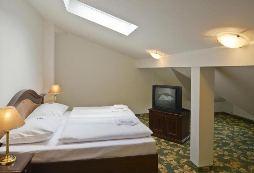 Номер Стандарт, Ea Hotel Elefant