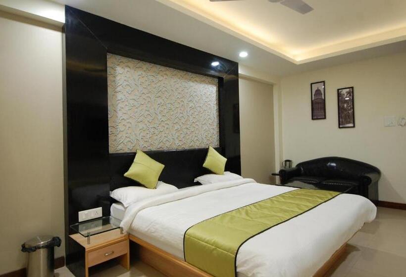 Chambre Standard, Ambassador