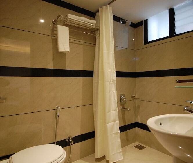 Chambre Standard, Ambassador