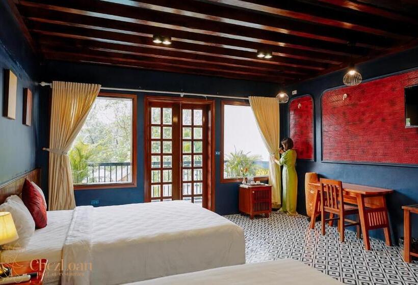 بانگلوی لوکس, Chez Loan