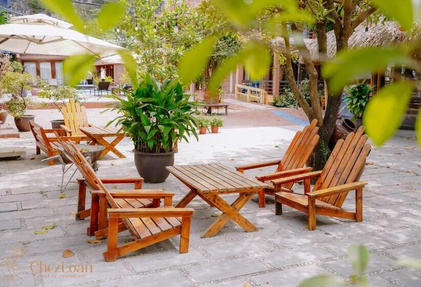 بانگلوی لوکس, Chez Loan