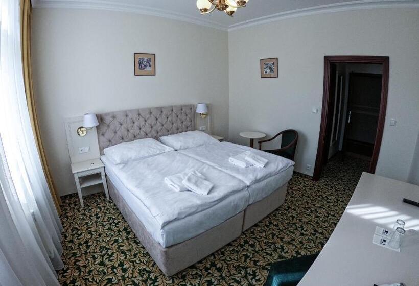 Номер Deluxe, Ea Hotel Elefant