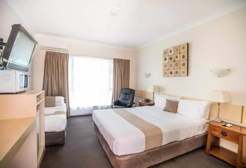 اتاق لوکس, Maraboon Motor Inn