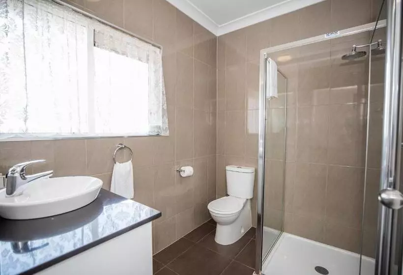 اتاق استاندارد, Maraboon Motor Inn