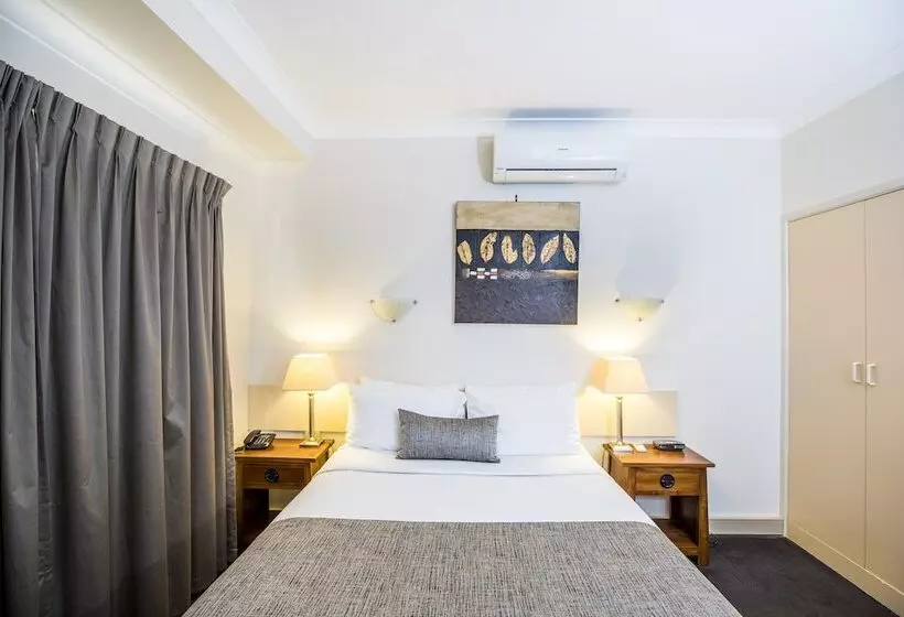 سوییت, Maraboon Motor Inn