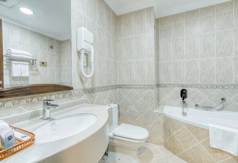 غرفة تنفيذية, Kibo Palace Hotel Arusha