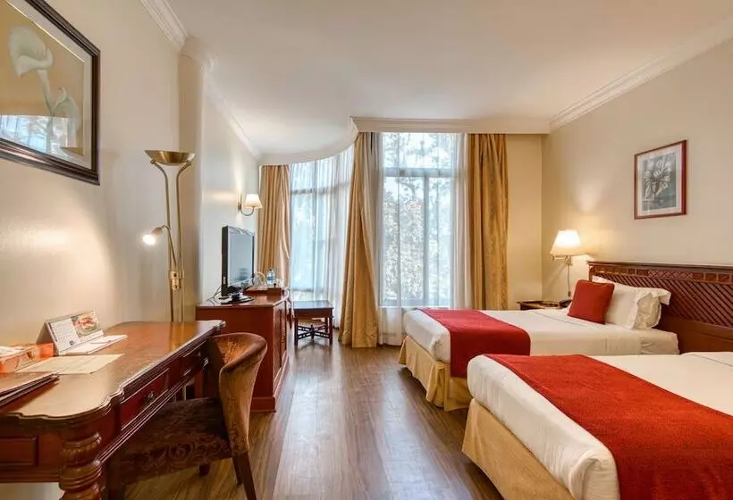 اتاق اجرایی, Kibo Palace Hotel Arusha