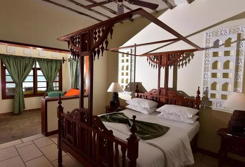اتاق لوکس با چشمانداز دریا, Kilifi Bay Beach Resort