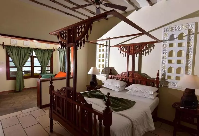 سوییت جونیور, Kilifi Bay Beach Resort