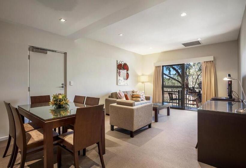 带2个卧室的公寓, Quest Alice Springs