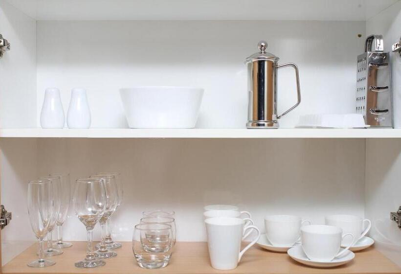 חדר סטודיו סטנדרד, Centrepoint On Colombo