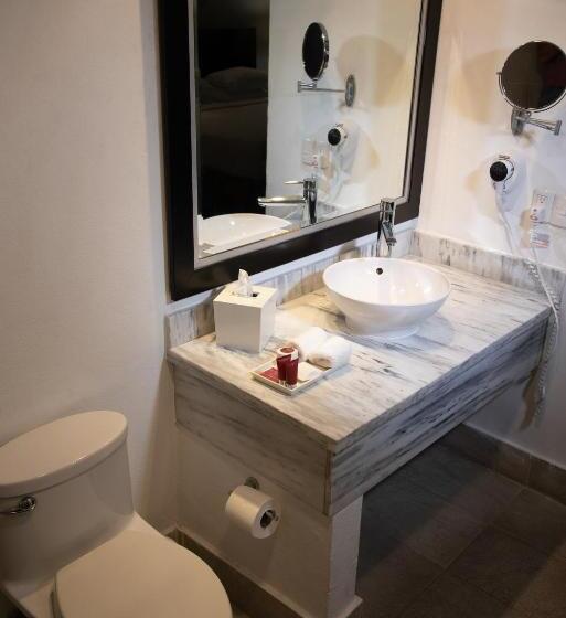 اتاق لوکس, Camp David Ranch