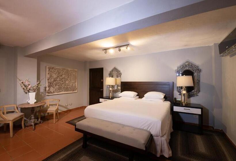 سوییت جونیور لوکس, Camp David Ranch