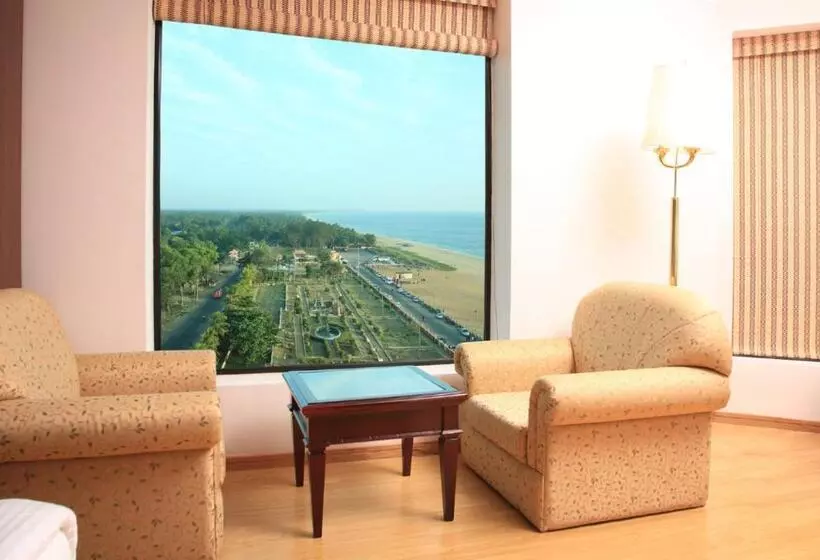 エクゼクティブスイート, The Quilon Beach Hotel And Convention Center