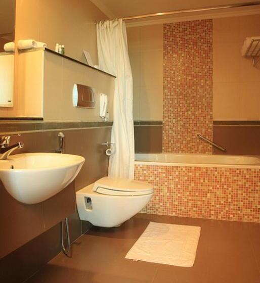 エクゼクティブスイート, The Quilon Beach Hotel And Convention Center