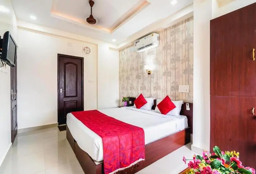 اتاق لوکس, Almas Residency