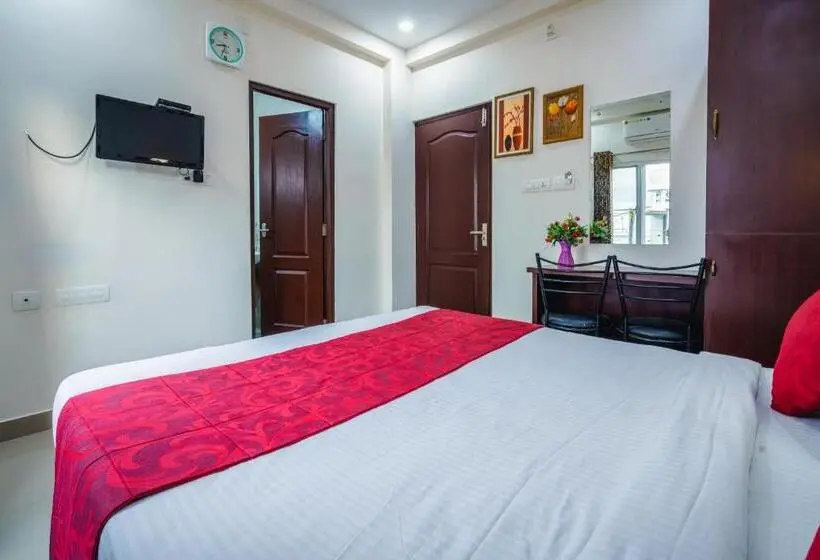 اتاق لوکس, Almas Residency