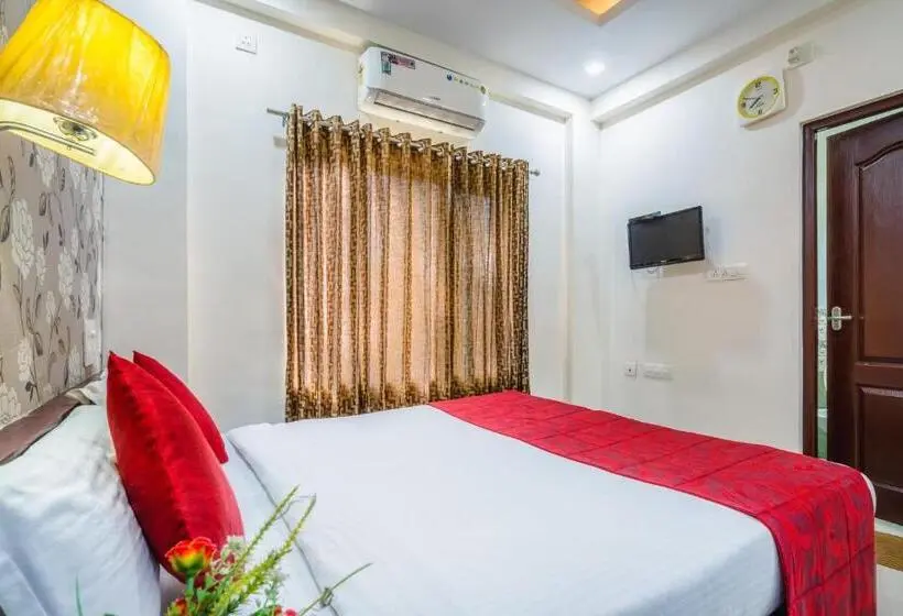 اتاق لوکس, Almas Residency