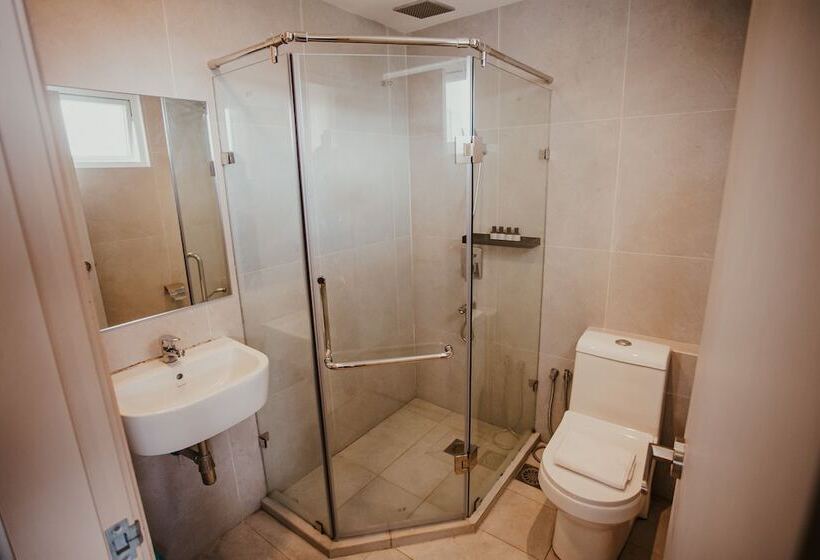 패밀리 스위트, The Aru Hotel At Aru Suites