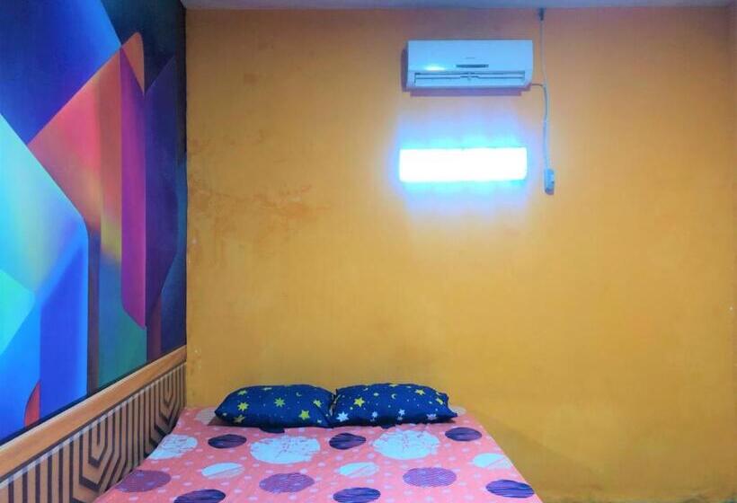 标准间, Wisma Pelangi Palopo Redpartner