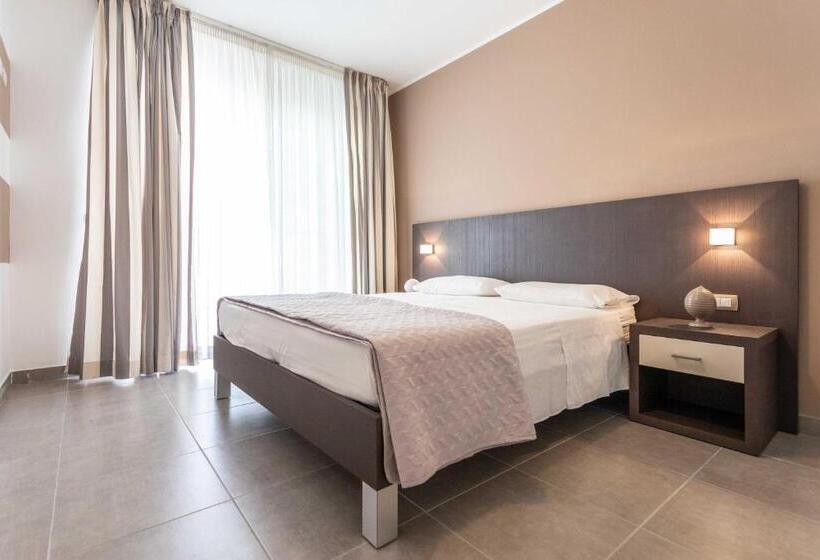 Апартаменты 1 Спальня Нижний Этаж, Blu Marine Residence