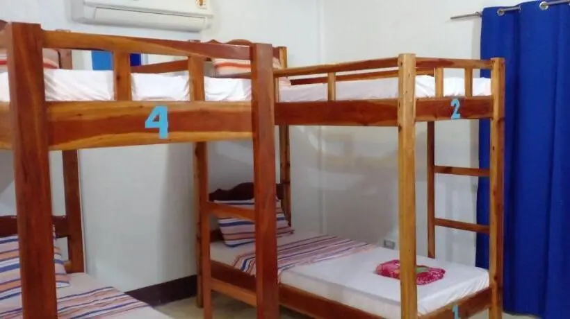 Economy Quadruple Room, Seashore Inn