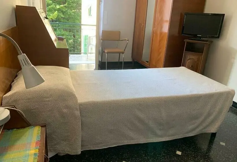 スタンダードシングルルーム, Albergo Magenta