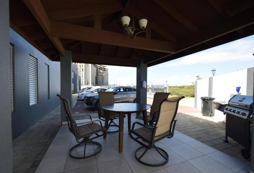 آپارتمان 1 خوابه با چشمانداز استخر, Arena Condos Aruba Few Steps From Eagle Beach!