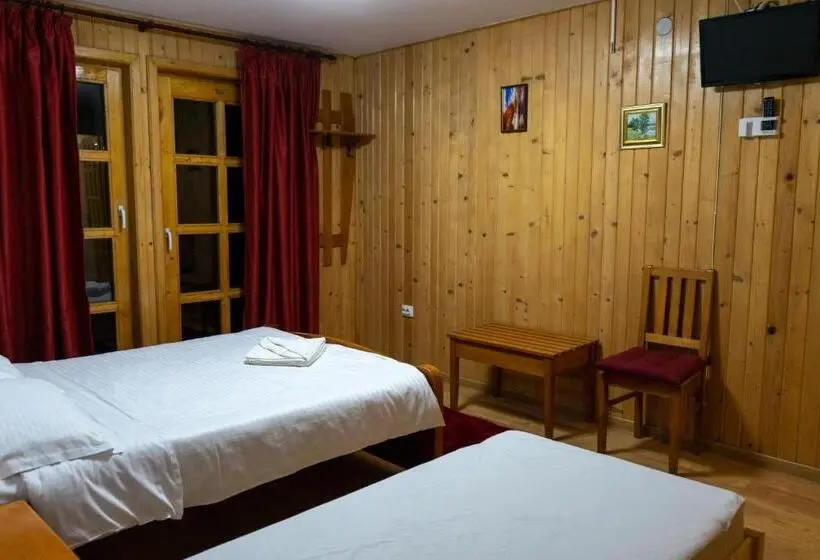 Pokój Deluxe z Balkonem, Casa Karol