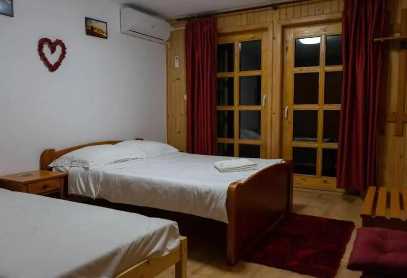 Pokój Deluxe z Balkonem, Casa Karol